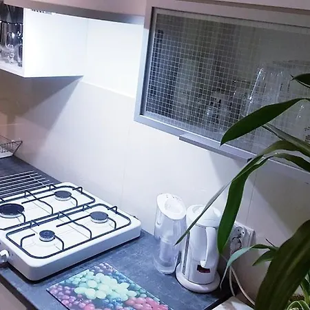 Przejazdem Na Polnoc Bielany Apartment *