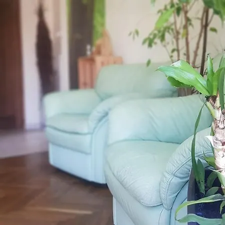 Przejazdem Na Polnoc Bielany Apartment