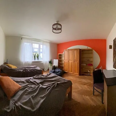 Apartment Przejazdem Na Polnoc Bielany *