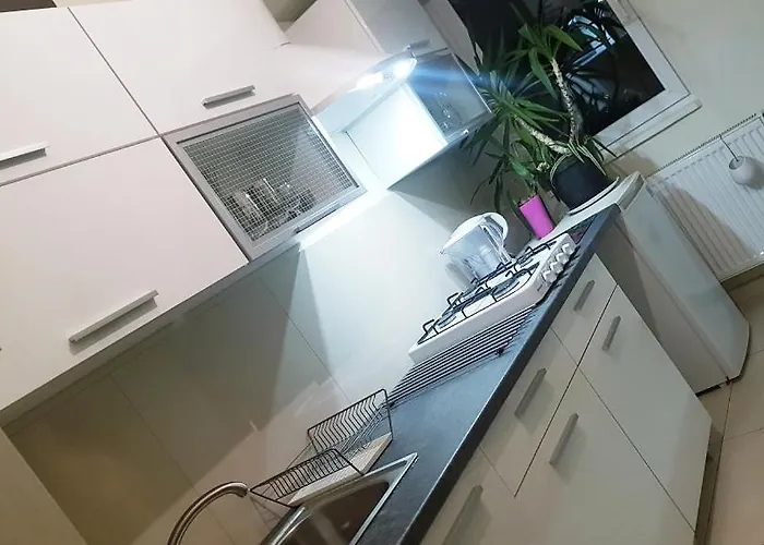 Przejazdem Na Polnoc Bielany Appartamento